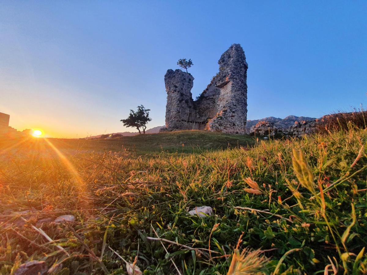 Apartmani Starigrad Paklenica - Danijel Экстерьер фото