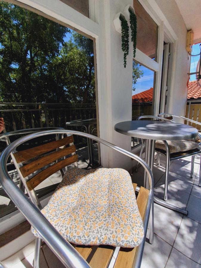 Apartmani Starigrad Paklenica - Danijel Экстерьер фото