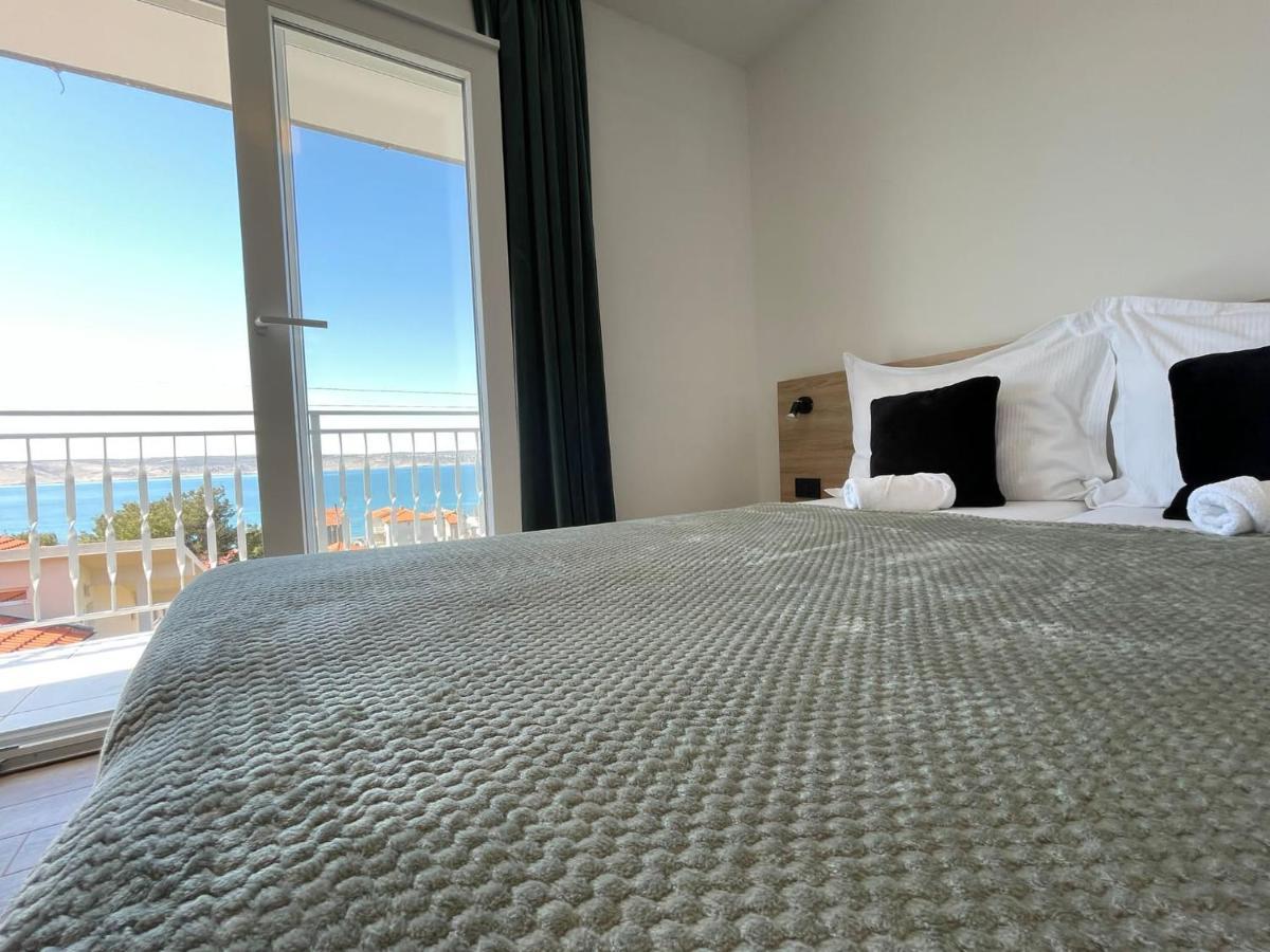 Apartmani Starigrad Paklenica - Danijel Экстерьер фото